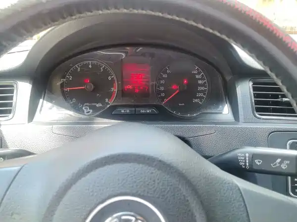 Volkswagen Santana 2015