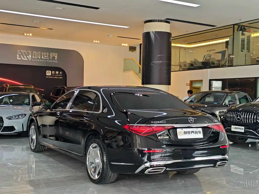 Mercedes-Benz S-Class 2025