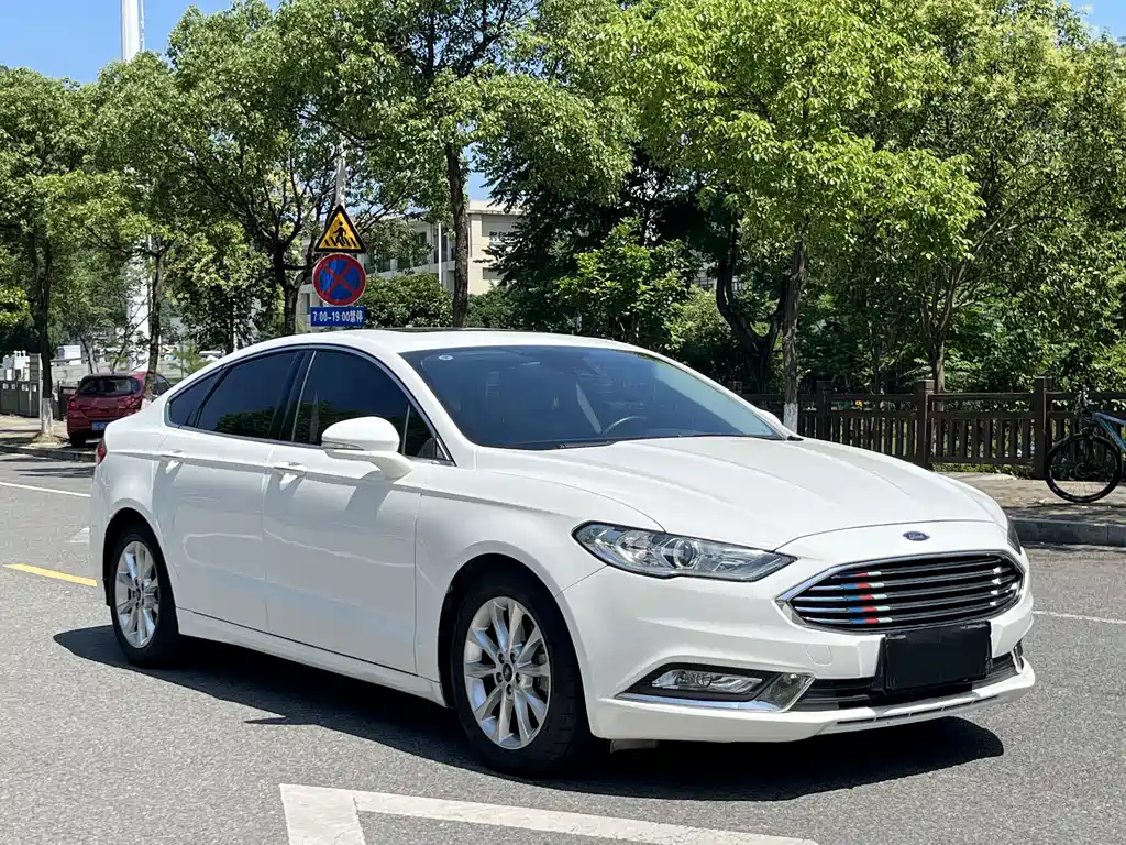Ford Mondeo 2018 — фото 4