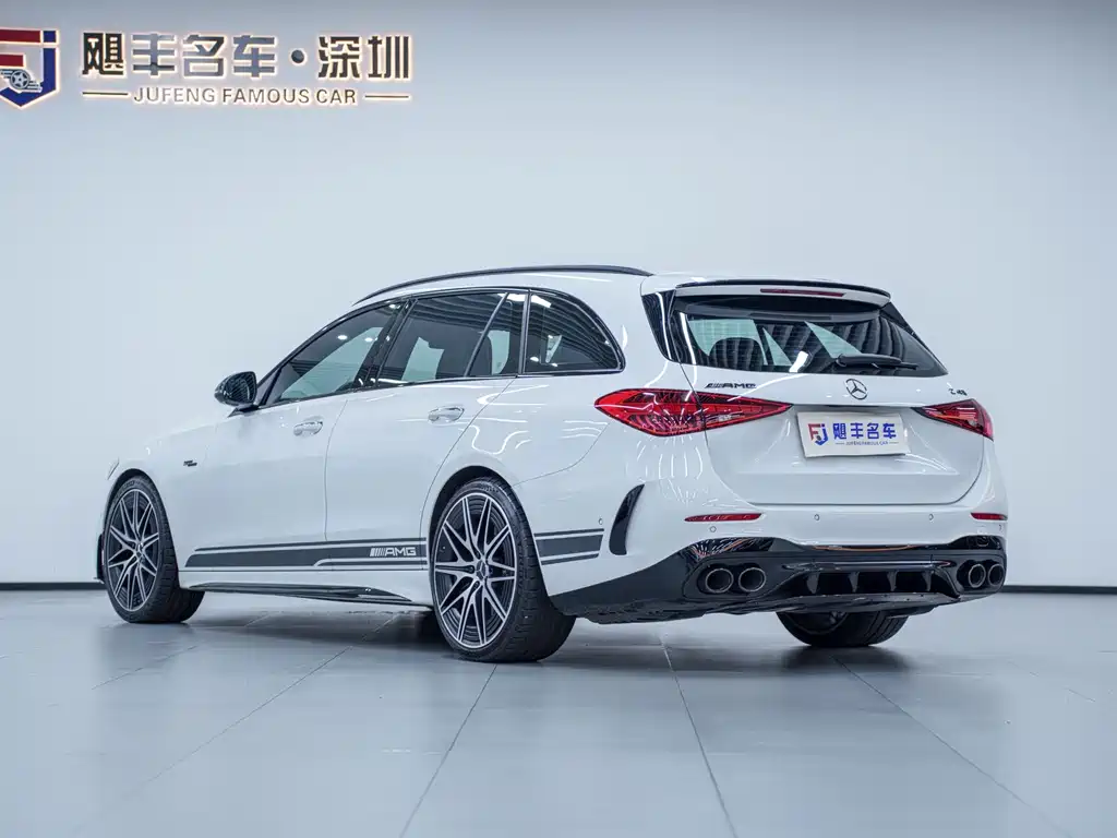 Mercedes-Benz C-Class AMG 2024 — фото 8