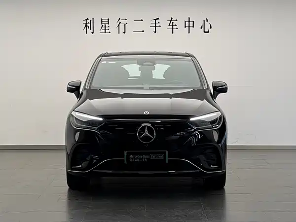 Mercedes-Benz EQE SUV 2025