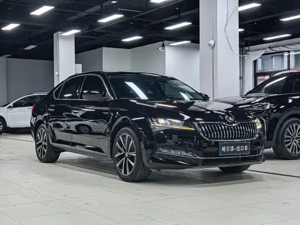 Skoda Superb 2023