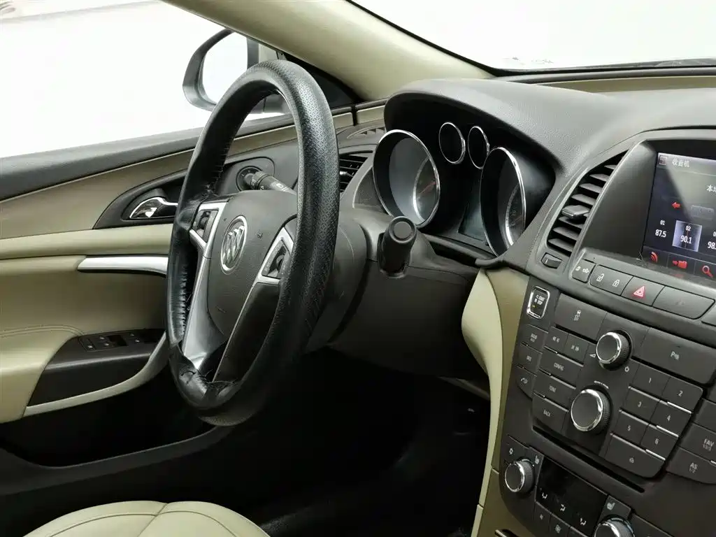 Buick Regal 2012 — фото 22