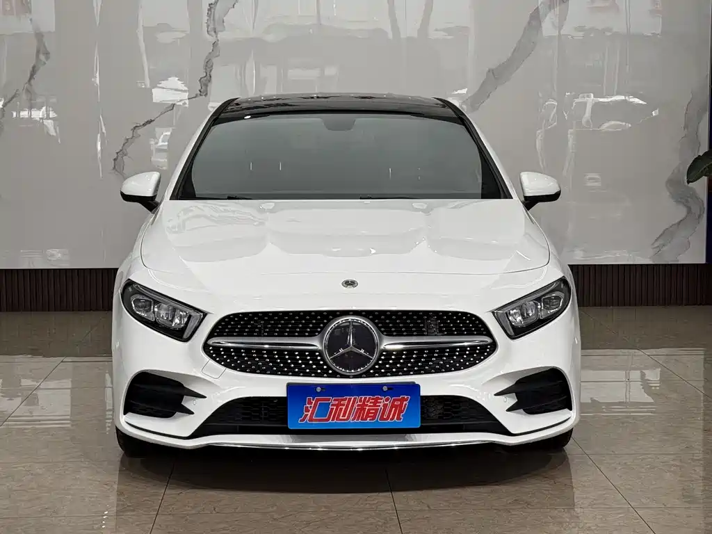 Mercedes-Benz A-Class 2019 — фото 2