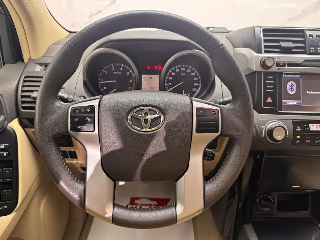 Toyota Prado 2017 — фото 9