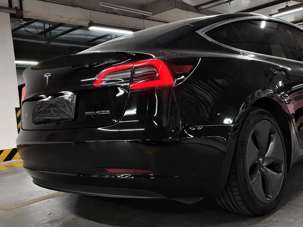 Tesla Model 3 2019 — фото 16