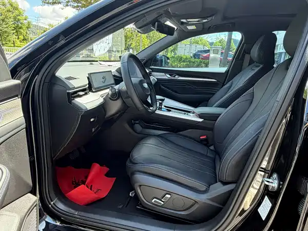 Geely Xingrui 2025