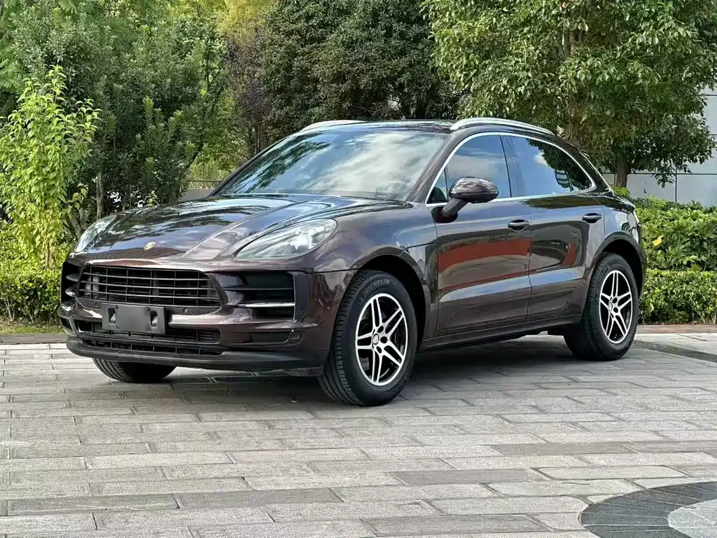 Porsche Macan 2018 — фото 1