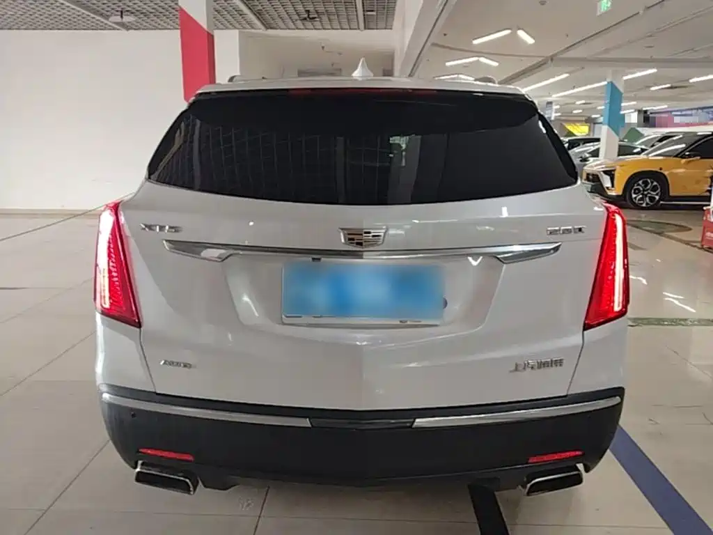 Cadillac XT5 2018 — фото 6