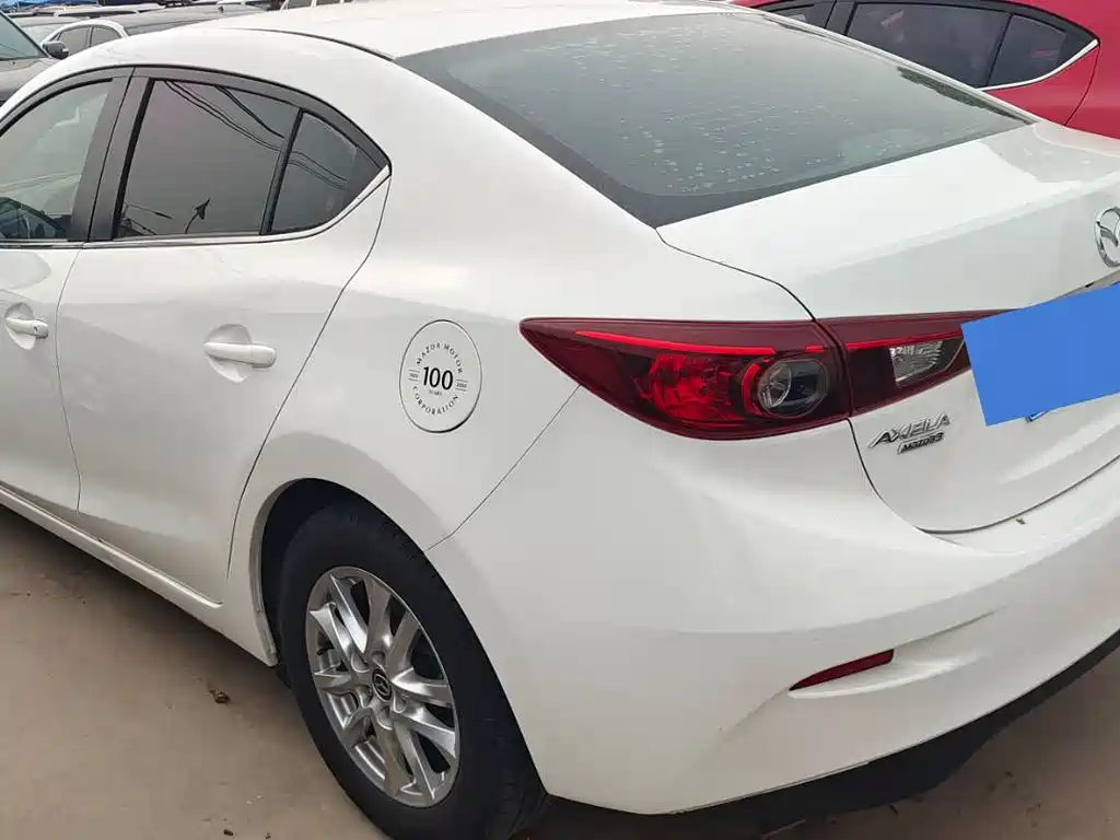 Mazda 3 Axela 2015 — фото 6