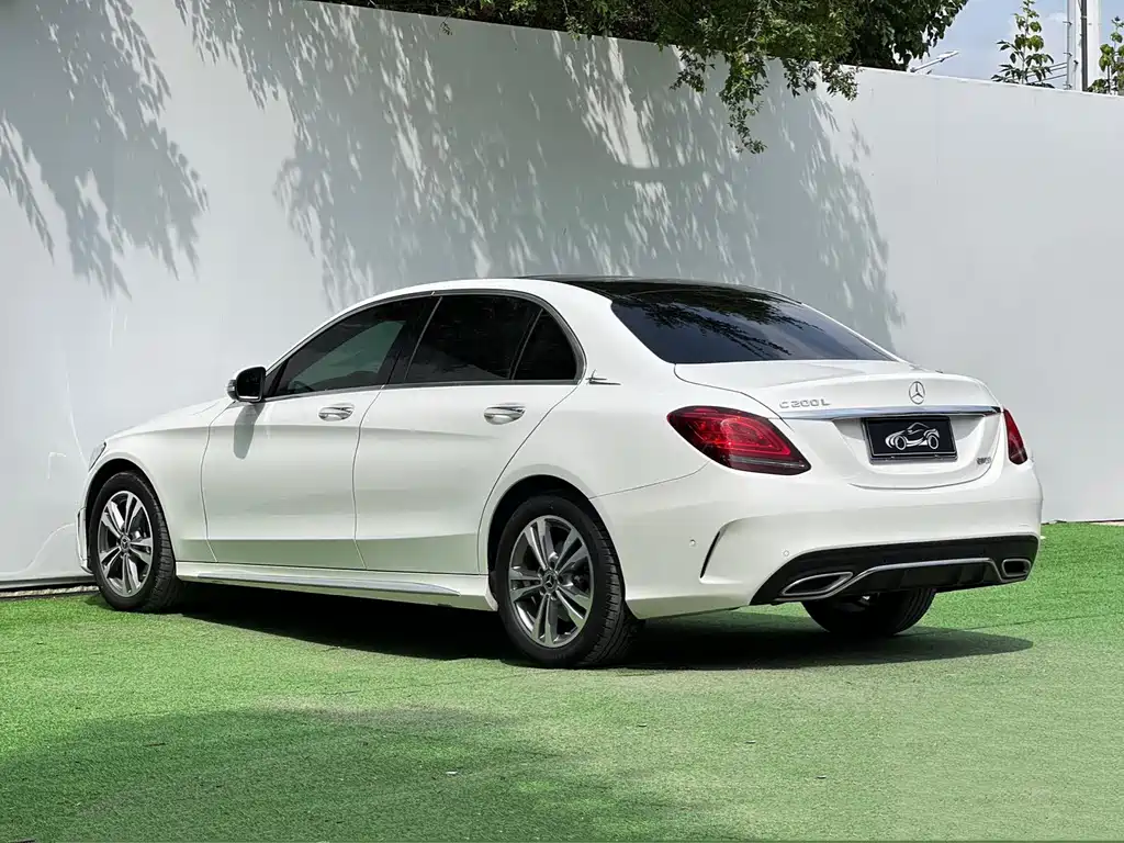 Mercedes-Benz C-Class 2021 — фото 6