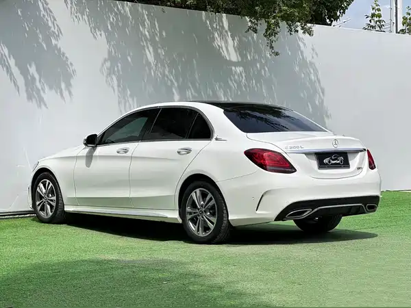 Mercedes-Benz C-Class 2021