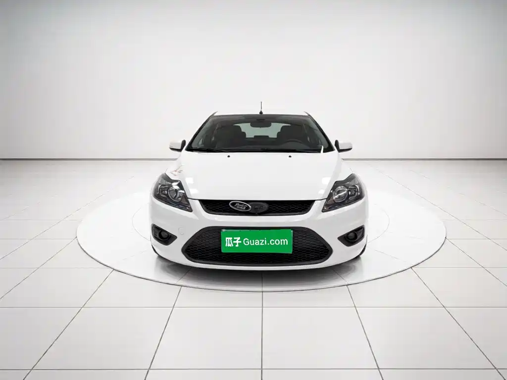 Ford Focus 2014 — фото 2