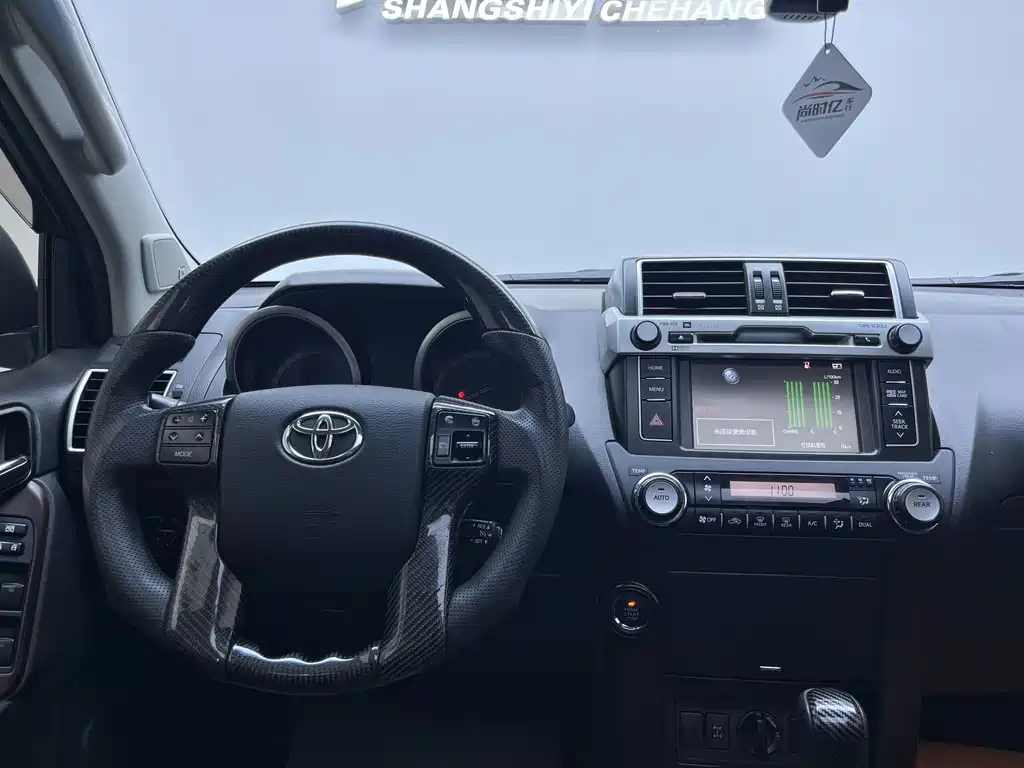 Toyota Prado 2017 — фото 18