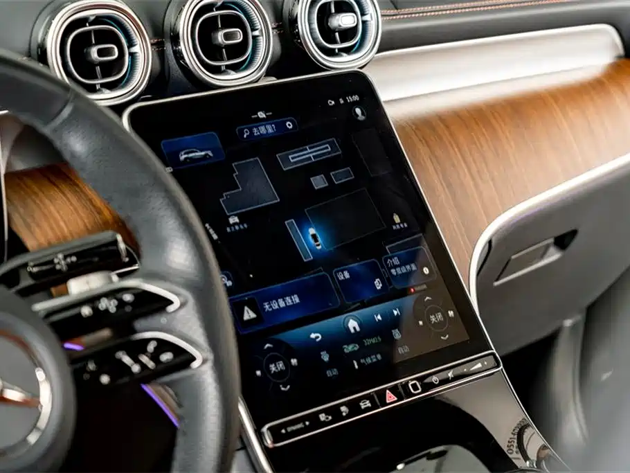 Mercedes-Benz GLC EV 2025 — фото 13