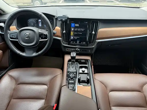 Volvo S90 2020