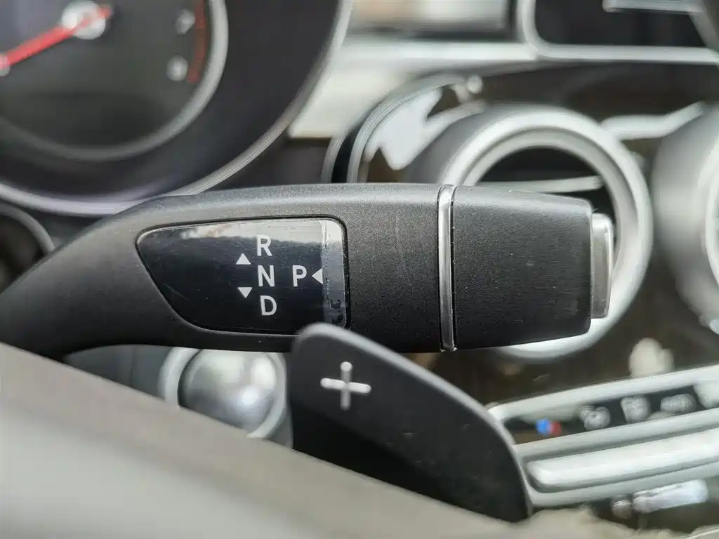 Mercedes-Benz GLC 2019 — фото 13