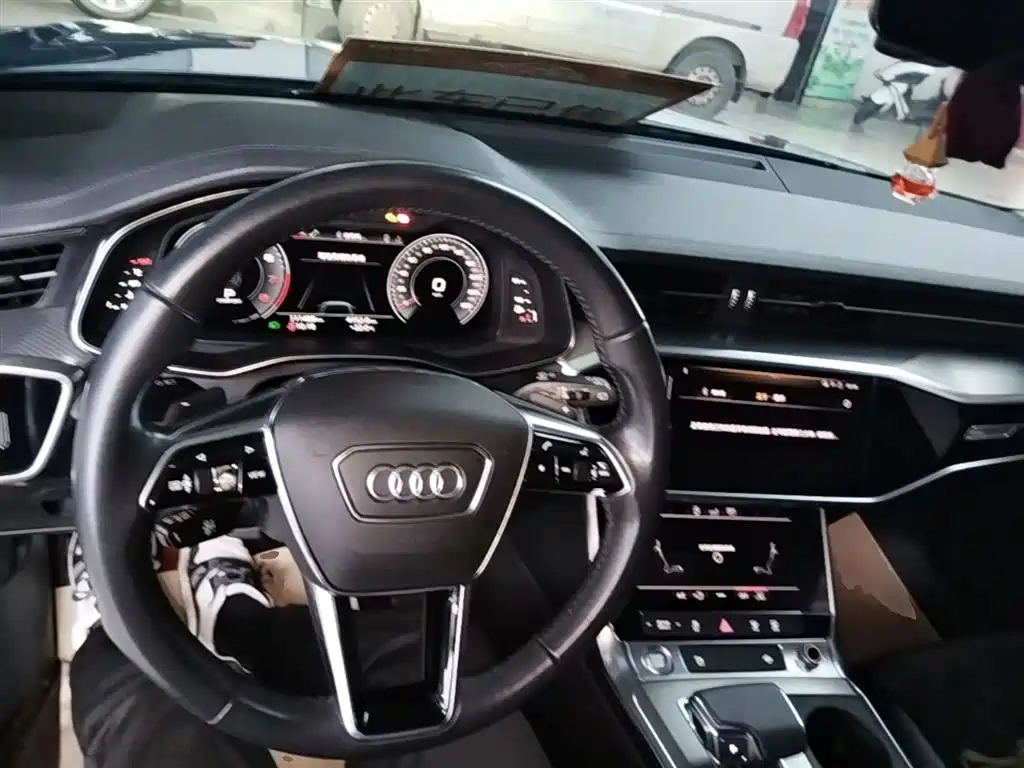 Audi A6 2020 — фото 10