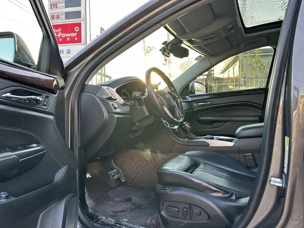 Cadillac SRX 2014 — фото 4