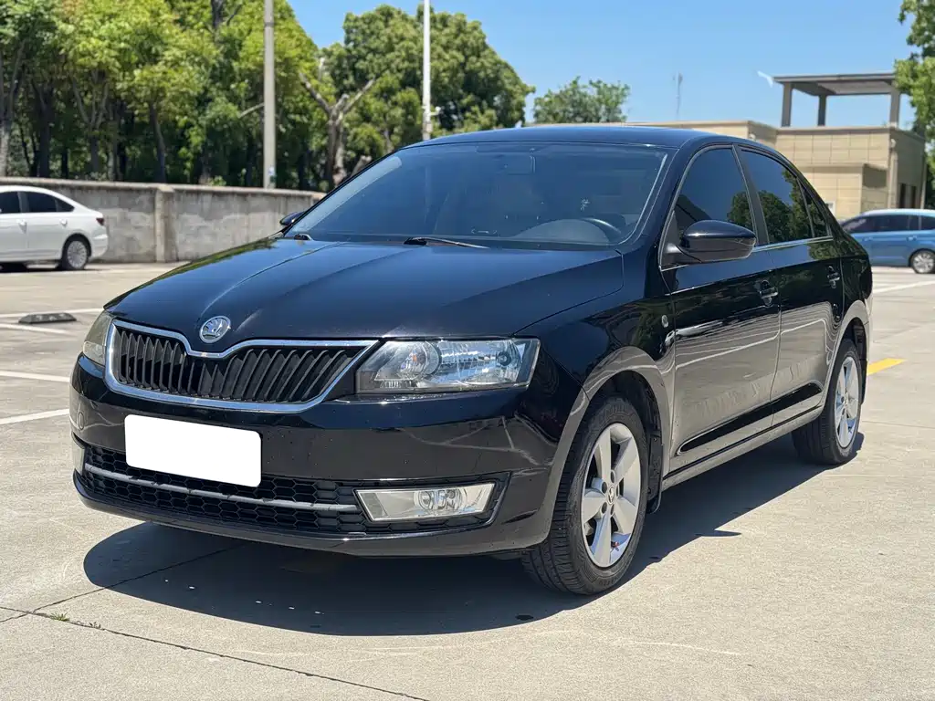 Skoda Rapid 2013