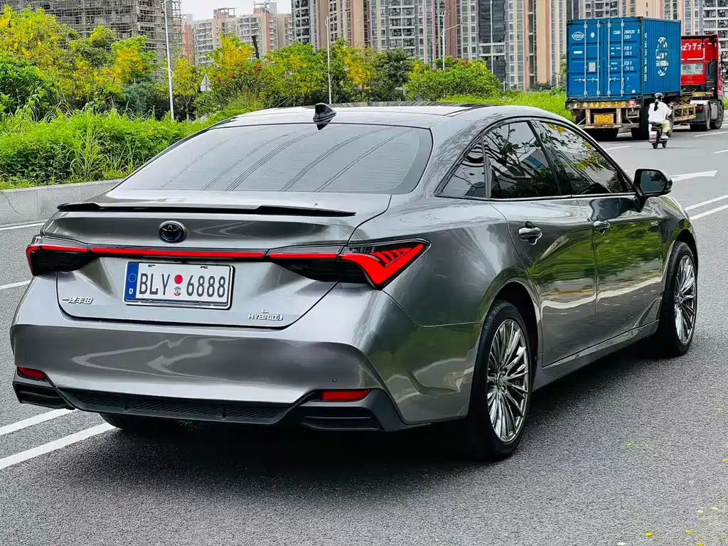 Toyota Avalon 2022 — фото 10