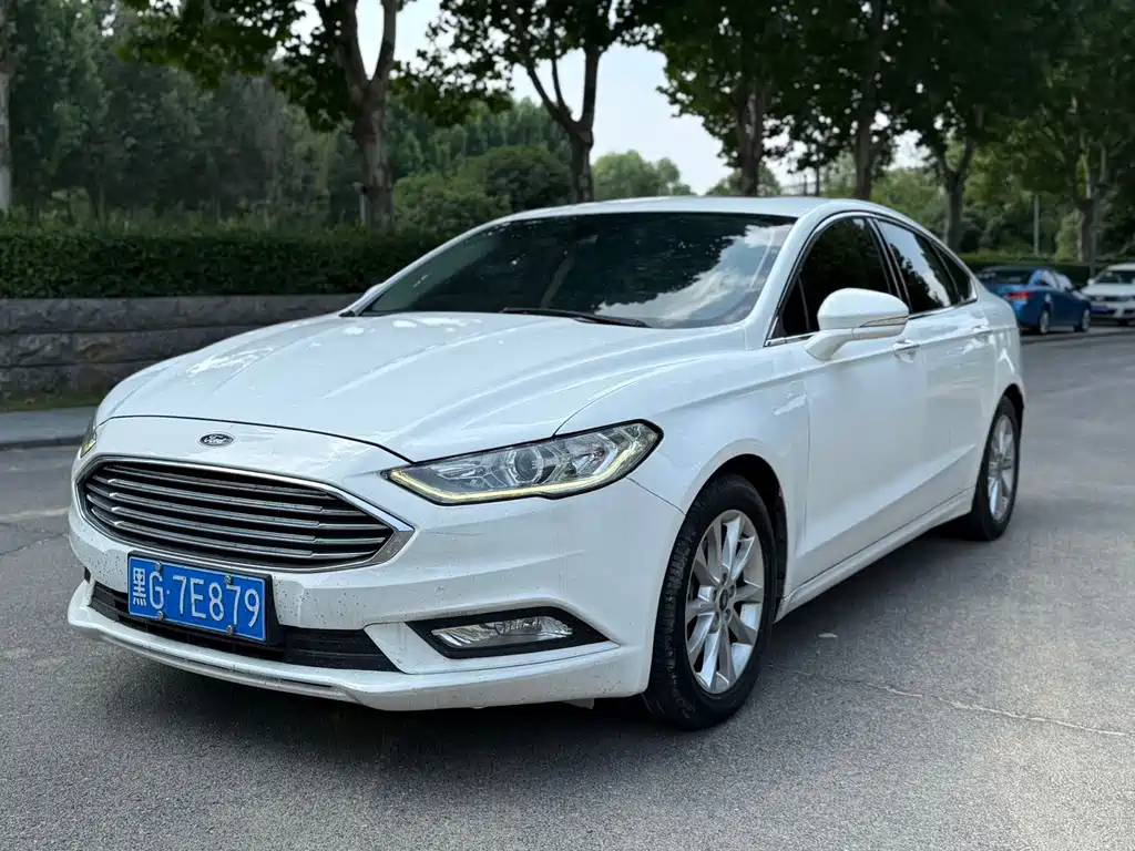 Ford Mondeo 2017 — фото 1