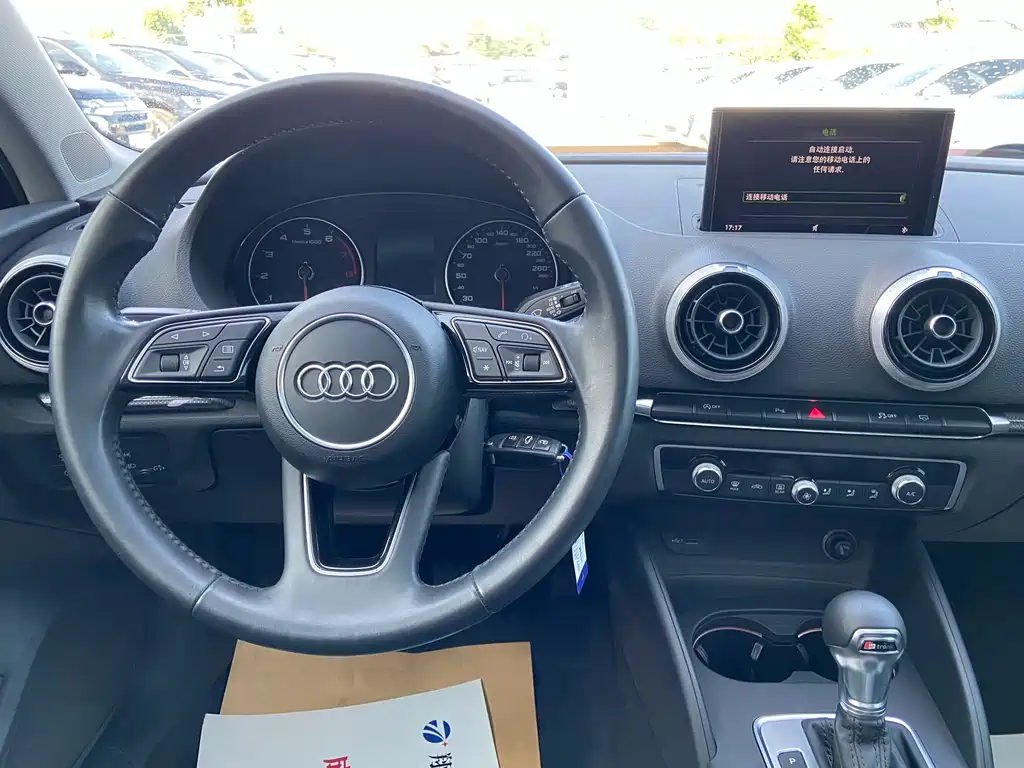 Audi A3 2018 — фото 15