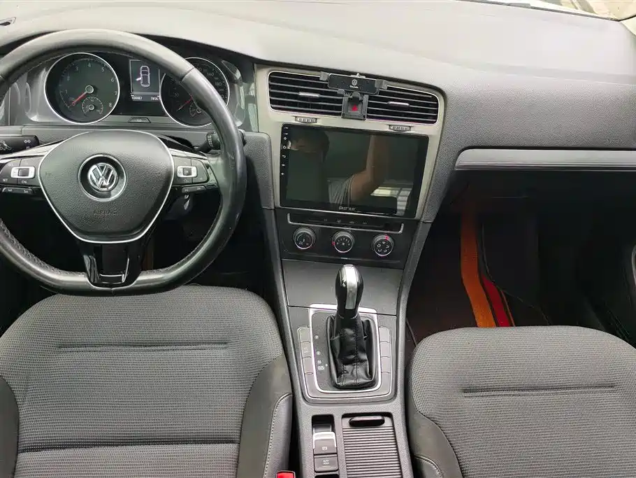 Volkswagen Golf 2018 — фото 11
