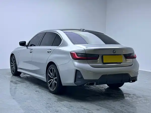 BMW 3 Series 2024