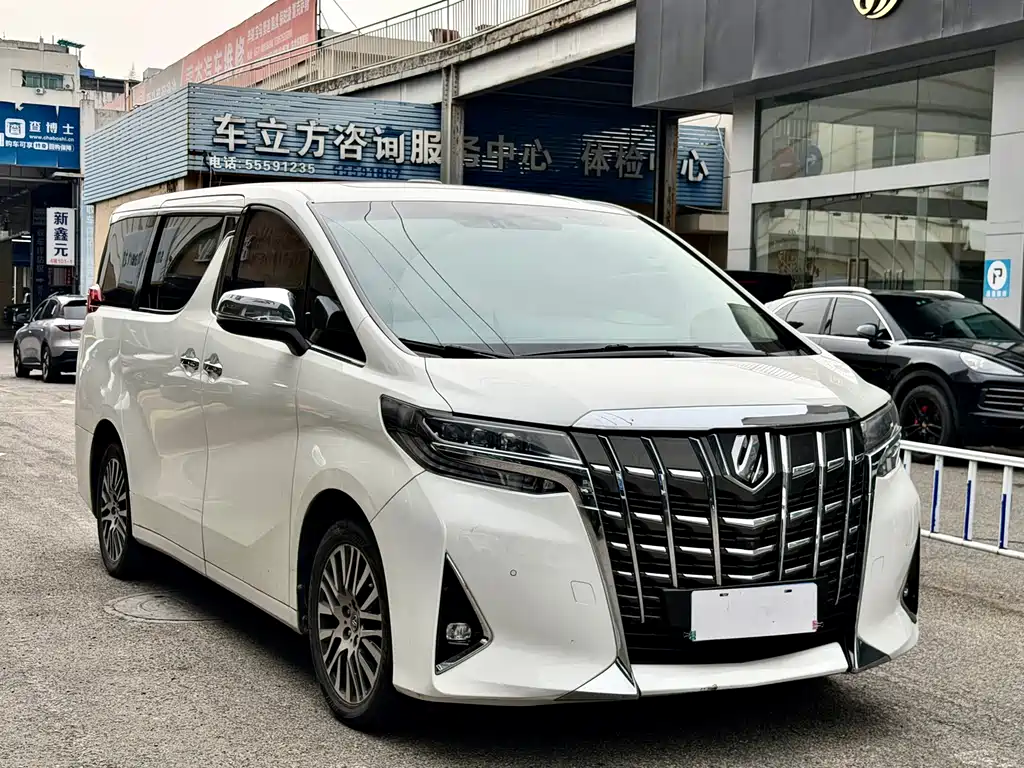Toyota Alphard 2016 — фото 3