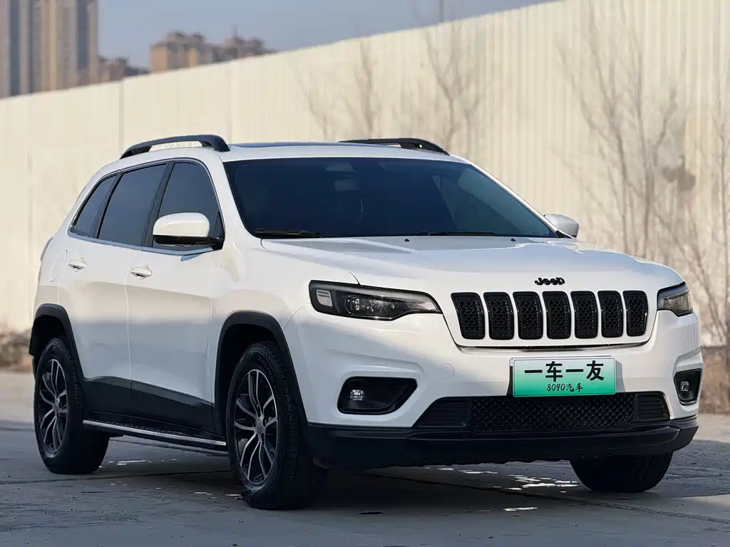 Jeep Cherokee 2020 — фото 3