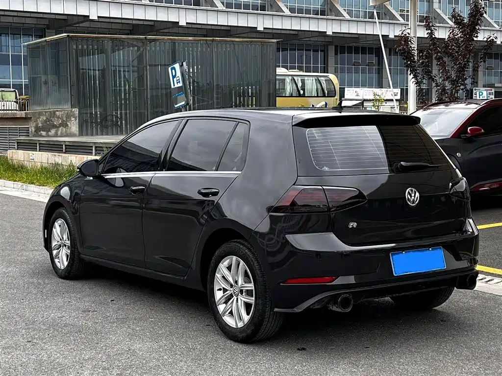 Volkswagen Golf 2019 — фото 9