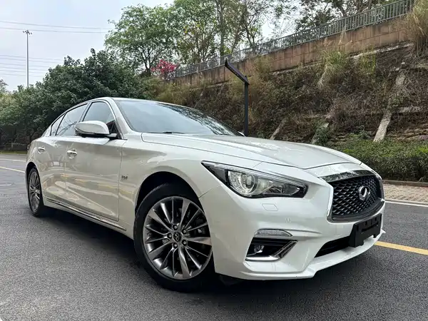 Infiniti Q50L 2018