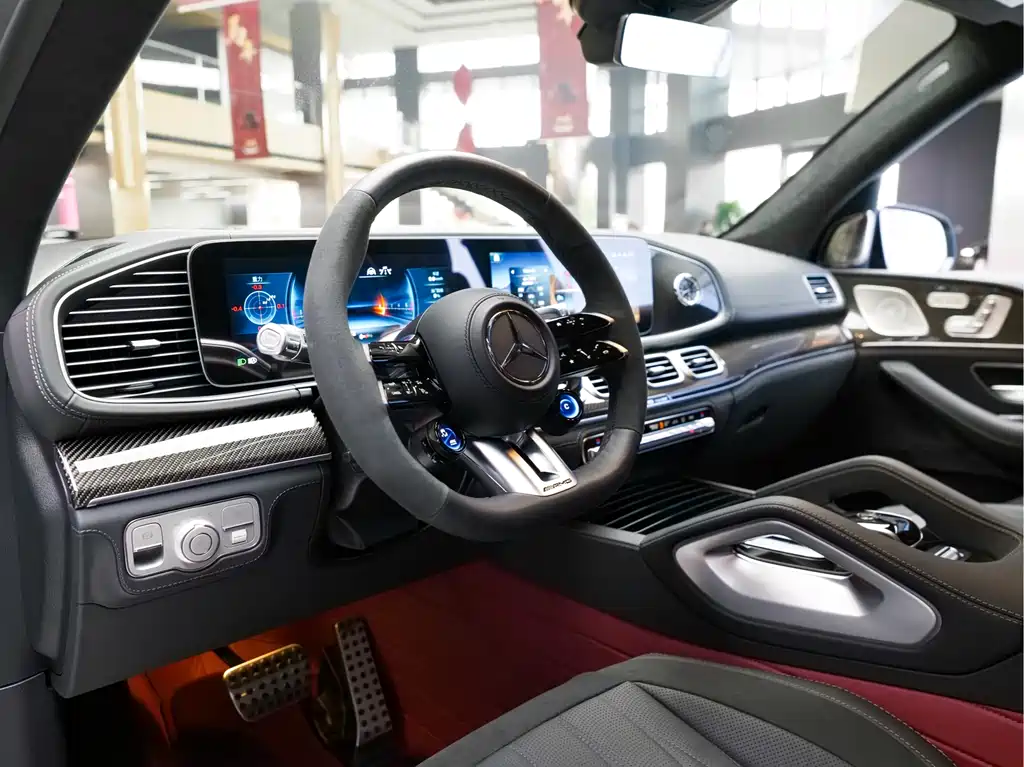 Mercedes-Benz GLS AMG 2026 — фото 10