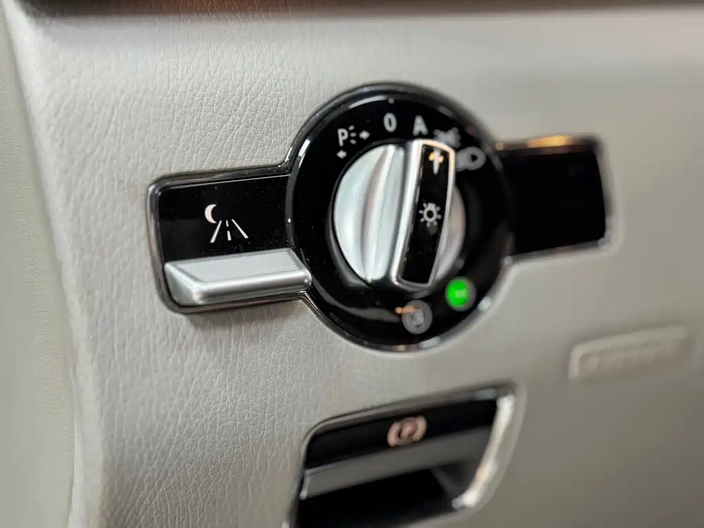 Mercedes-Benz S-Class 2011 — фото 16