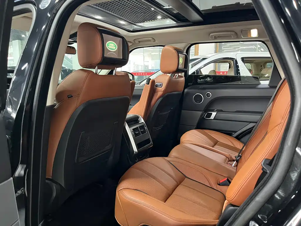 Land Rover Range Rover Sport 2015 — фото 10