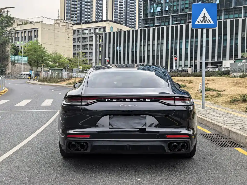 Porsche Panamera 2021 — фото 14
