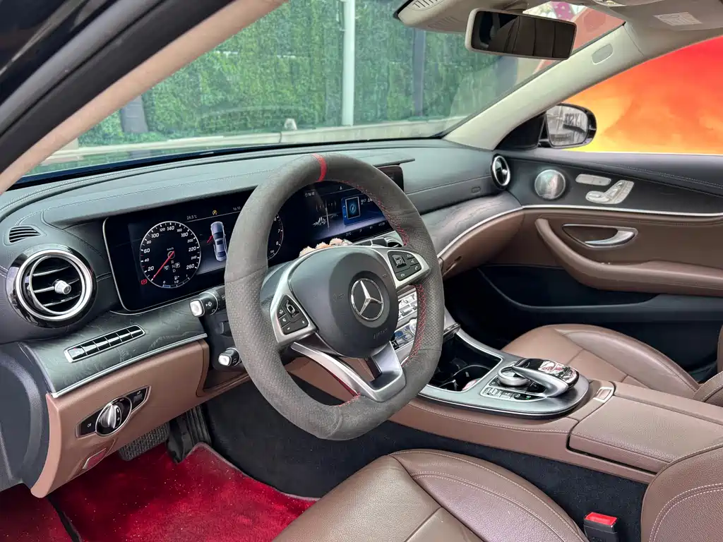 Mercedes-Benz E-Class 2018 — фото 9