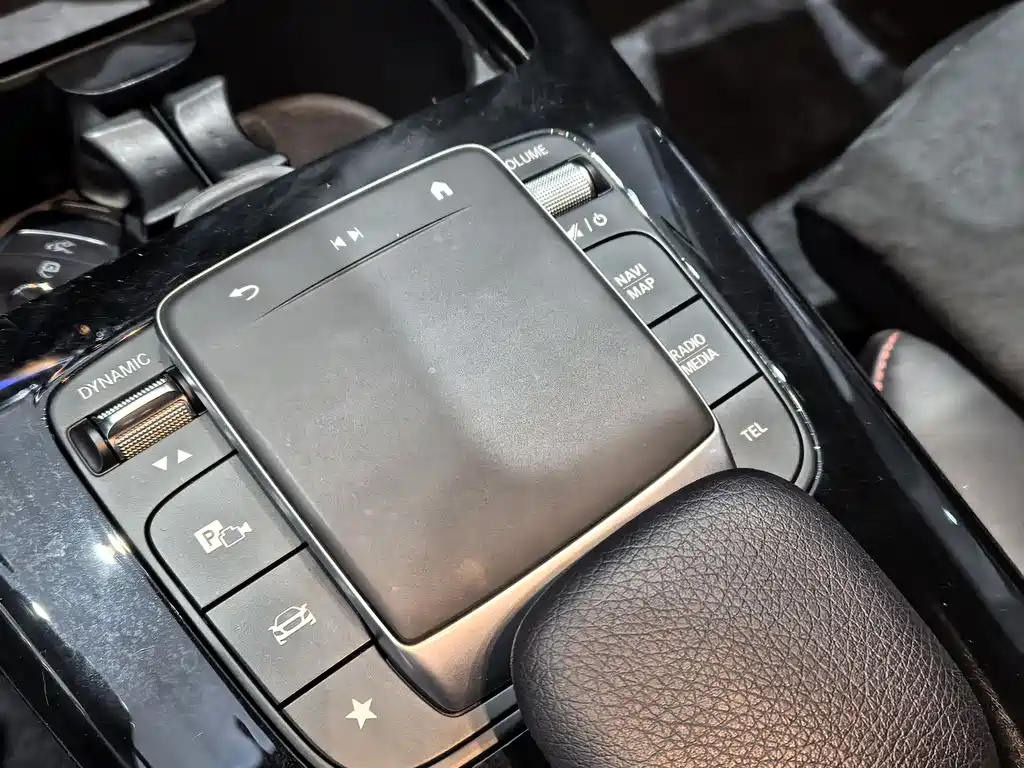 Mercedes-Benz A-Class 2024 — фото 12
