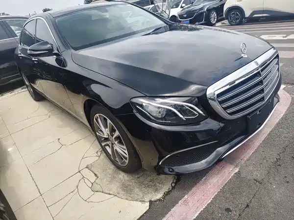 Mercedes-Benz E-Class 2018
