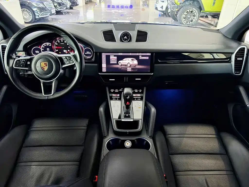 Porsche Cayenne 2019 — фото 15