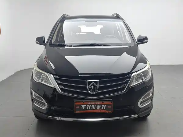 Baojun 560 2015