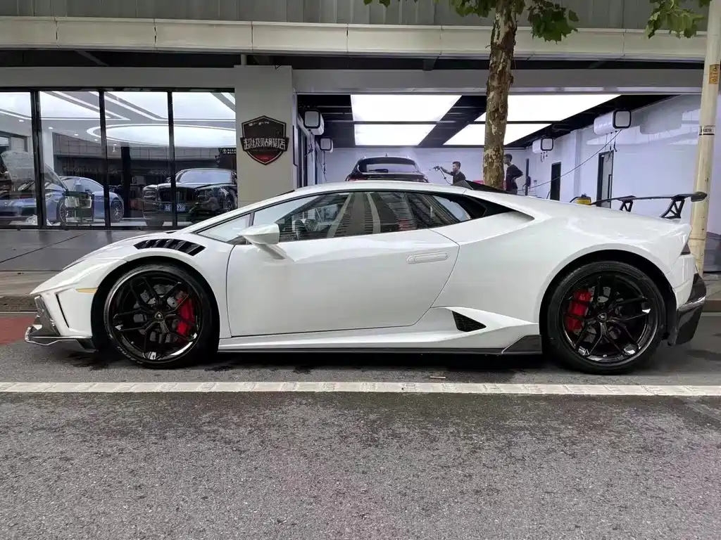 Lamborghini Huracán 2015 — фото 6