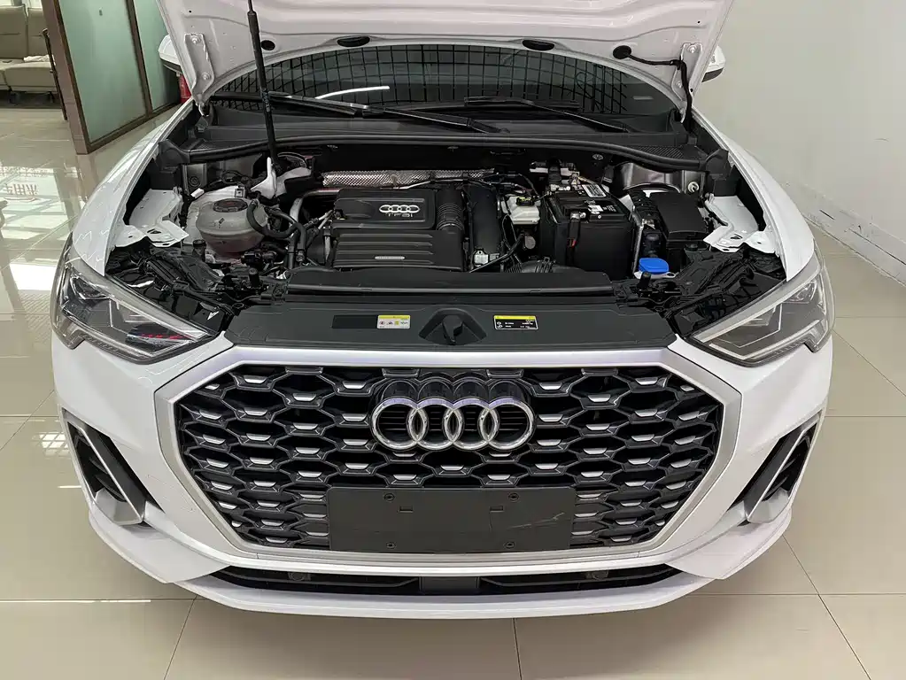 Audi Q3 Sportback 2022 — фото 22
