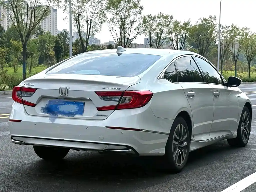 Honda Accord 2020 — фото 7