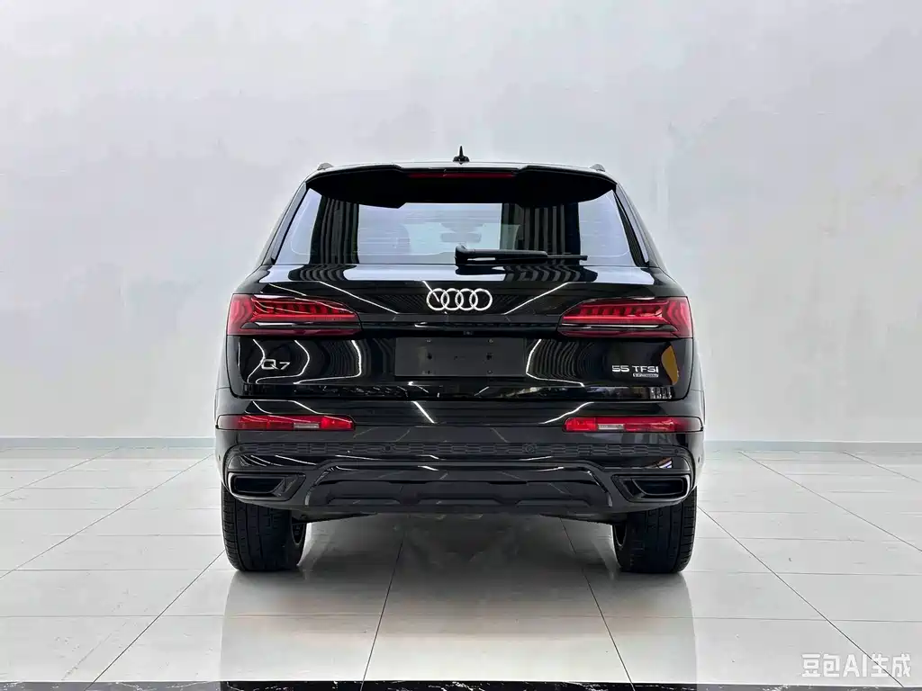 Audi Q7 2023 — фото 5