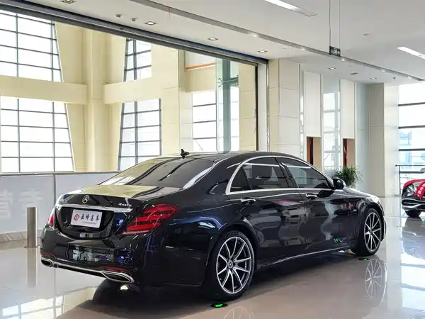 Mercedes-Benz S-Class 2020