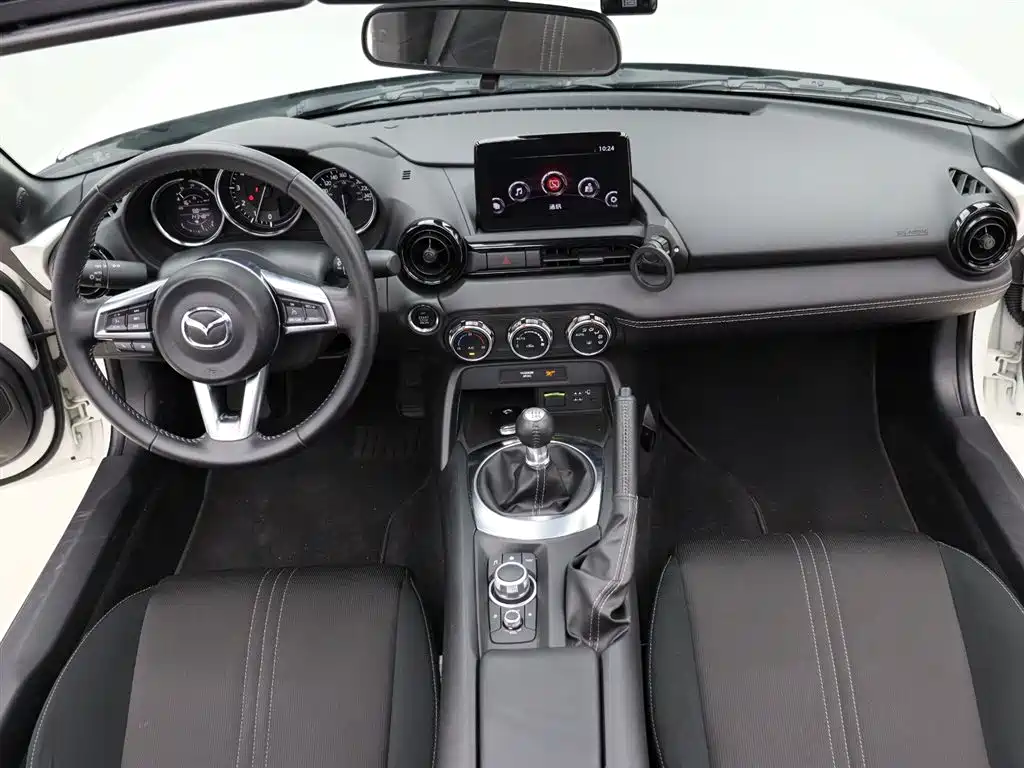 Mazda MX-5 2022 — фото 12