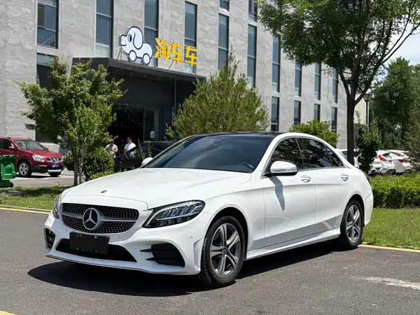 Mercedes-Benz C-Class 2018