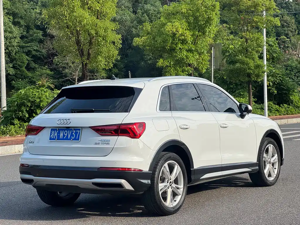 Audi Q3 2021 — фото 4
